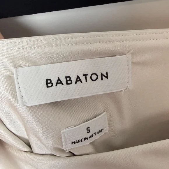 Babaton Size Small Shimmer Bodysuit (B)‎ - Picture 3 of 4